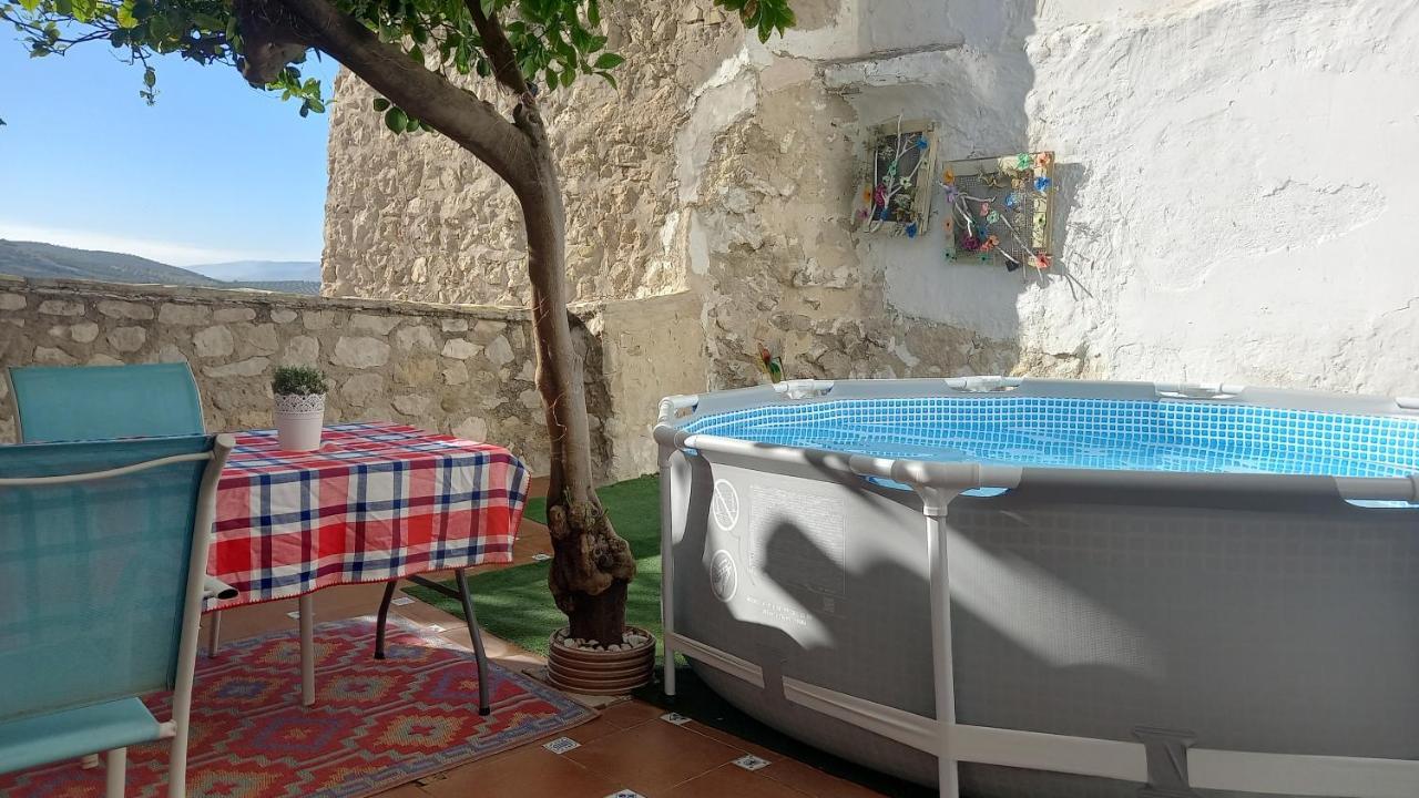 Casa Singular Y Con Encanto Baena Exterior photo